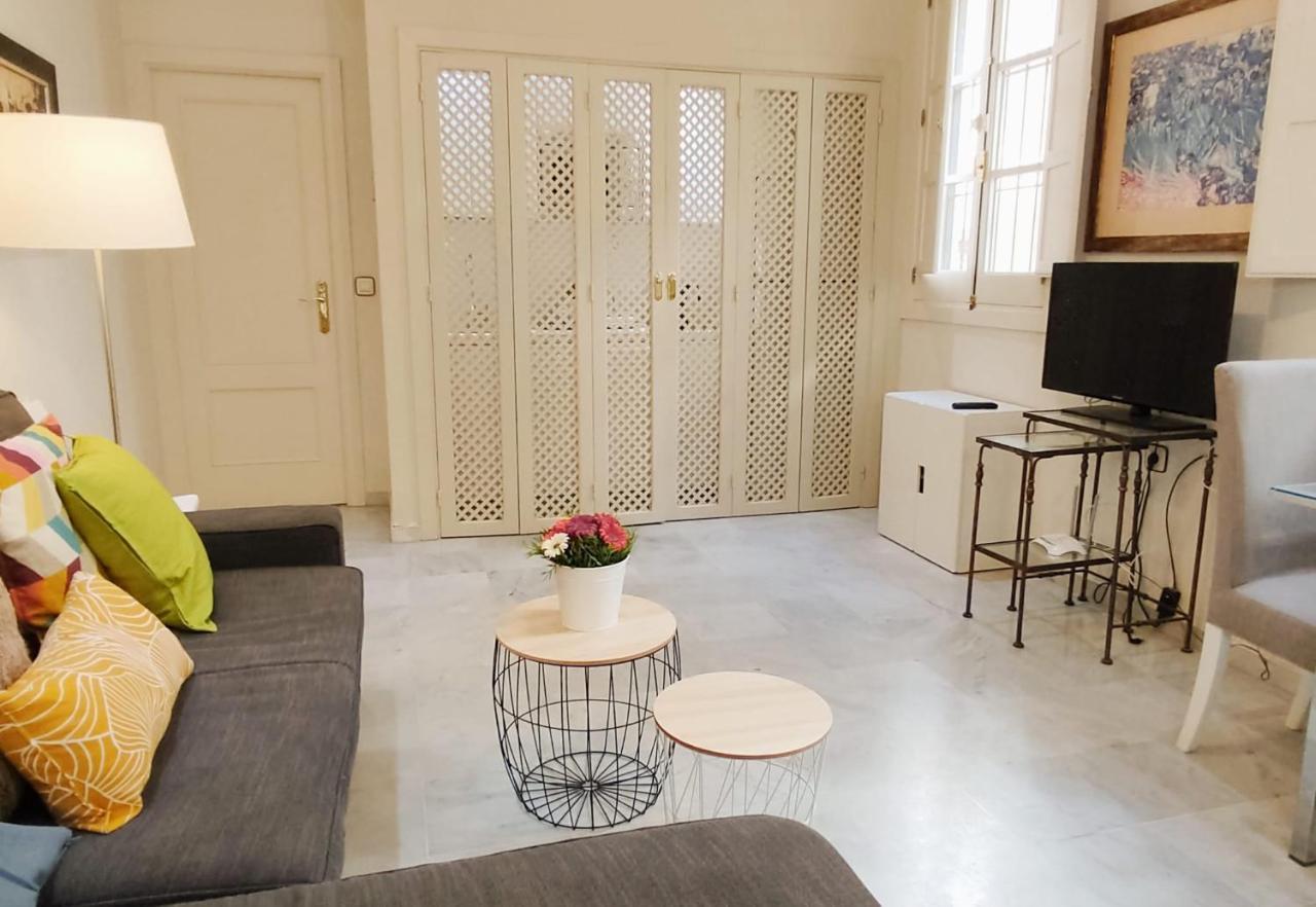 Homeyseville-Bright Apartment At Santa Cruz 4 Pax, Parking Optional Dış mekan fotoğraf