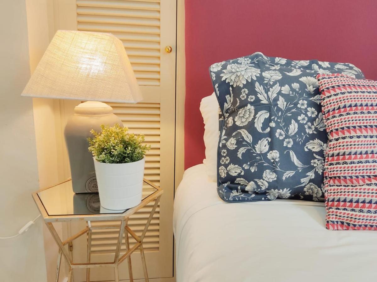 Homeyseville-Bright Apartment At Santa Cruz 4 Pax, Parking Optional Dış mekan fotoğraf