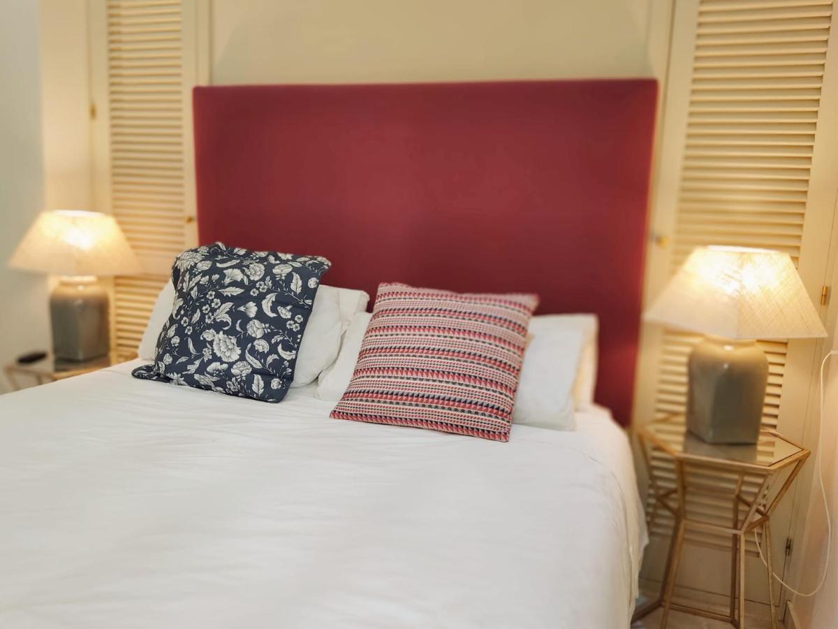 Homeyseville-Bright Apartment At Santa Cruz 4 Pax, Parking Optional Dış mekan fotoğraf